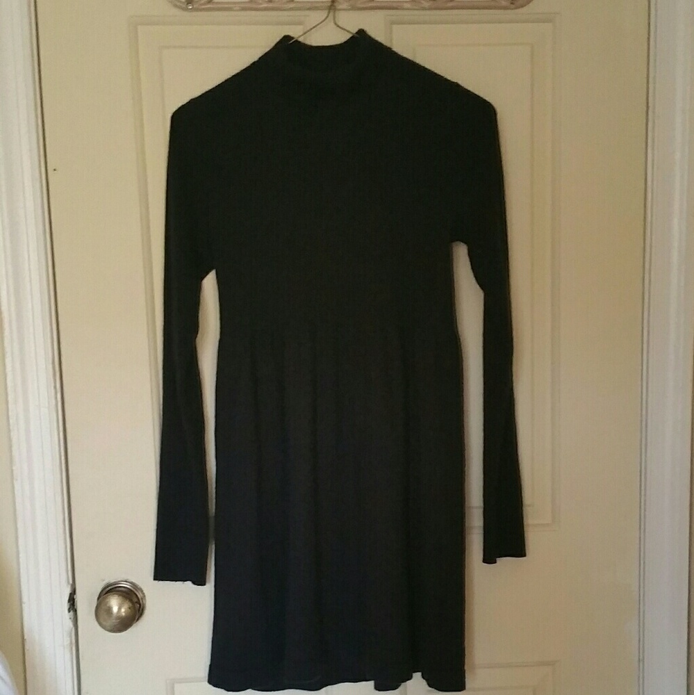 Megaschoni black cashmere turtleneck tunic